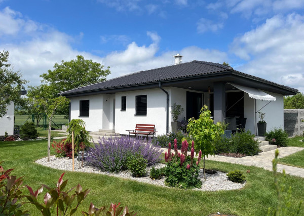 Moderný pasívny dom v Nitrianskej Blatnici–18 min od Piešťan