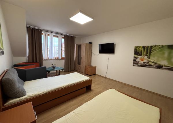 *Na prenájom* 3-izbový byt v centre Piešťan