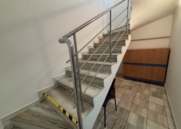 *Na prenájom* 2-izbový byt v centre Piešťan