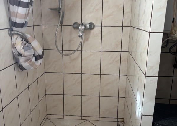 *Pripravujeme* 2-izbový rodinný domček na Banke