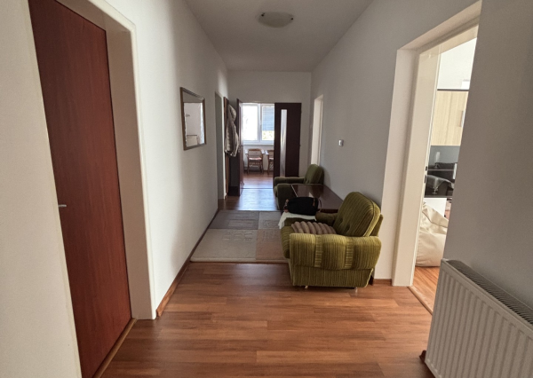 Štýlové bývanie v prestížnej časti Topoľčian - veľký pozemok, tichá ulica a výborný stav