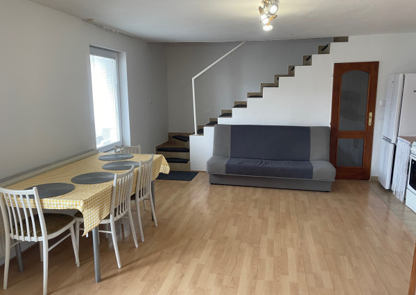 Na prenájom rodinný dom s parkovaním, Ratnovce