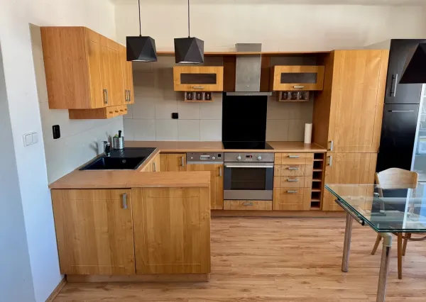 Atraktívny 3‑izbový byt pri parku – pokojné bývanie v centre mesta