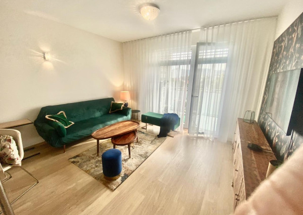 Luxusný dizajnový byt s výhľadom na mesto a rieku – CENTROOM Piešťany