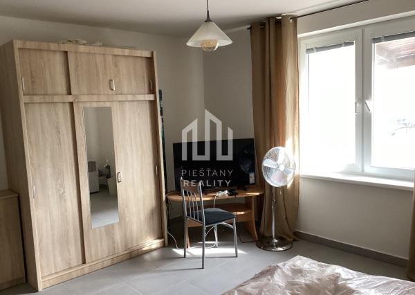 *VÝHODNÁ CENA* 4-izbový tehlový RD s krásnym pozemkom