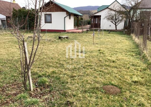 *VÝHODNÁ CENA* 4-izbový tehlový RD s krásnym pozemkom