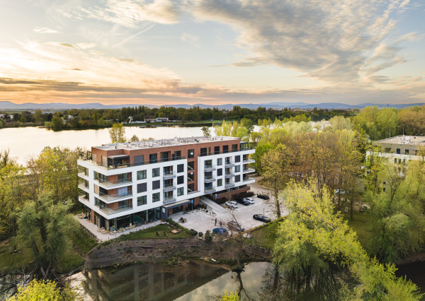 PINIA | byt na predaj | 80 m² + terasa 17 m² | výhľad na Váh