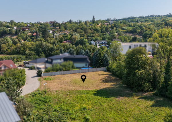 Pozemok 1 345 m² na predaj | Sĺňava II, Banka pri Piešťanoch