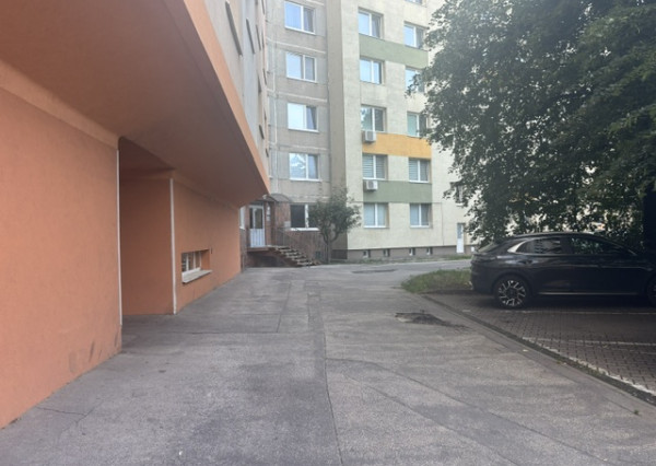 Atraktívny 3‑izbový byt  – priestranné, svetlé a okamžité bývanie v obľúbenej lokalite