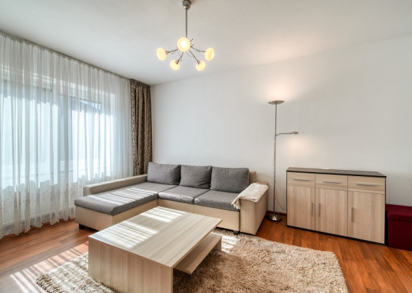 Rodinný dom s garážou, ideálnym pozemkom a potenciálom podkrovia
