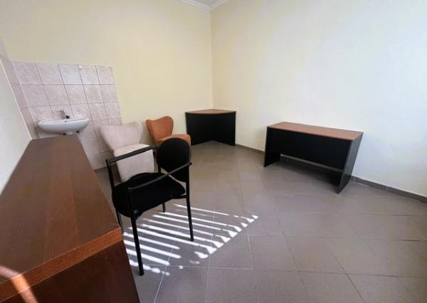 PRENÁJOM pre služby či ordináciu v centre Piešťan pri AUPARKU