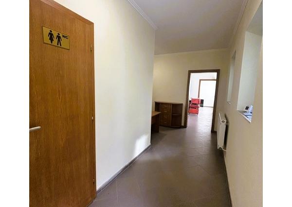 PRENÁJOM pre služby či ordináciu v centre Piešťan pri AUPARKU