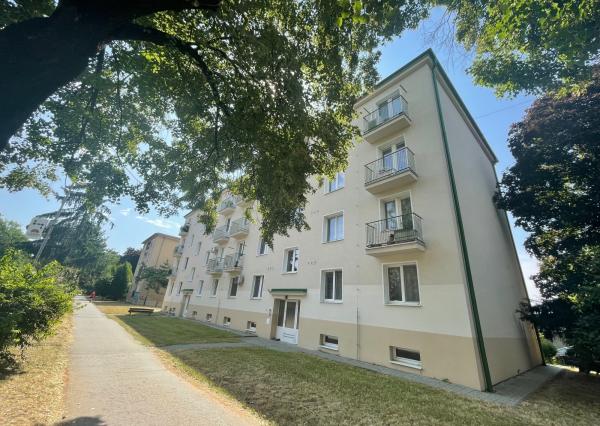 Pripravujeme do ponuky: 2-izbový byt s balkónom, Krajinská, Piešťany
