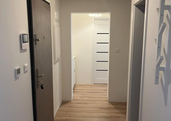 2-izbový apartmán s parkovacím miestom, Tilia, Piešťany/Banka