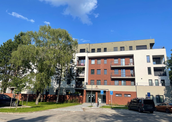 2-izbový apartmán s parkovacím miestom, Tilia, Piešťany/Banka
