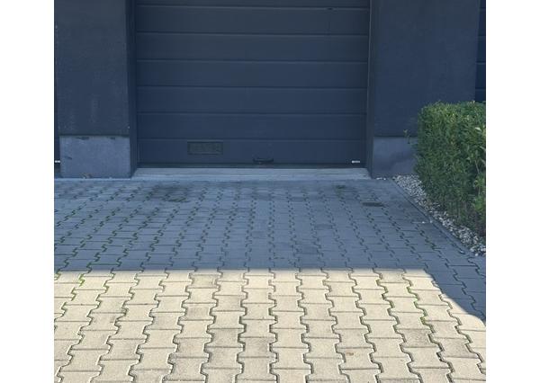 Na prenájom garáž + parkovacie státie v centre Piešťan