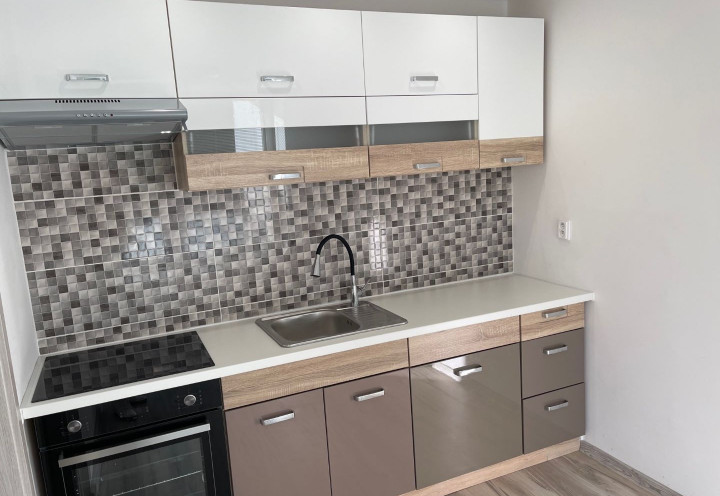 Na prenájom 3-izbový byt pri Kocke,  Piešťany