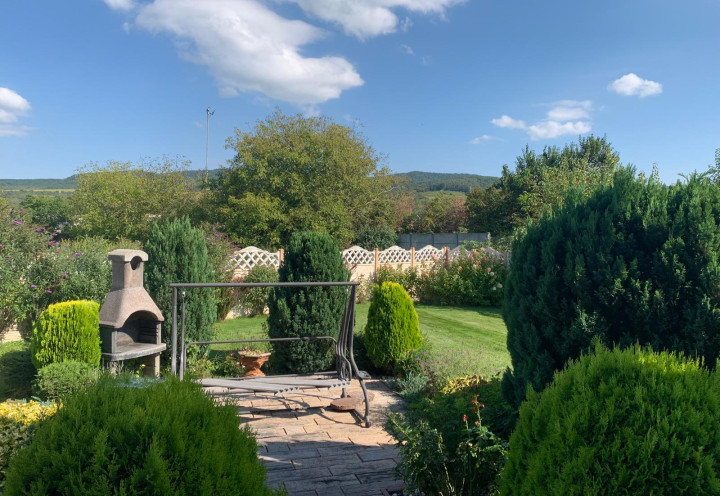 *NOVÁ CENA* rodinný dom s dušou* – 7 izieb, terasa, súkromie