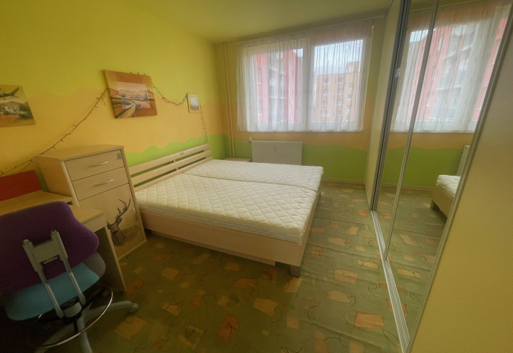 Na prenájom 4-izbový byt, ul. Scherera, Piešťany