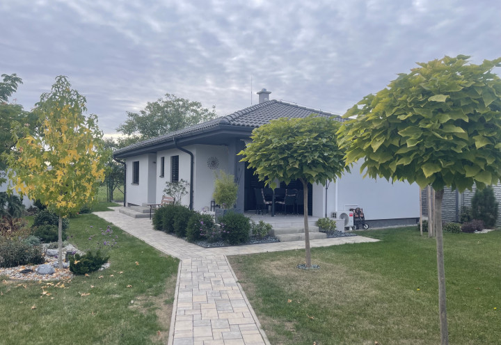 3-izbová novostavba A0+ s hotovou záhradou, náklady do 120 €