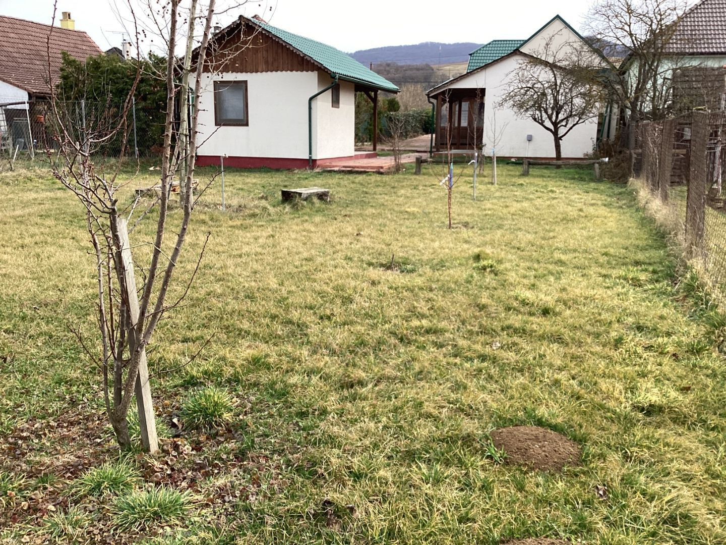 *VÝHODNÁ CENA* 4-izbový tehlový RD s krásnym pozemkom