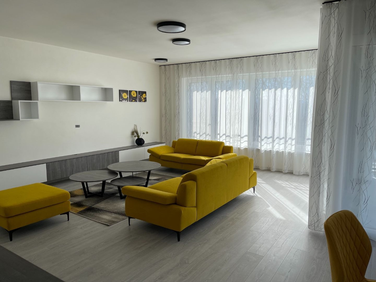 Na prenájom veľký 3-izbový byt 108m2+terasa, Piešťany-Banka