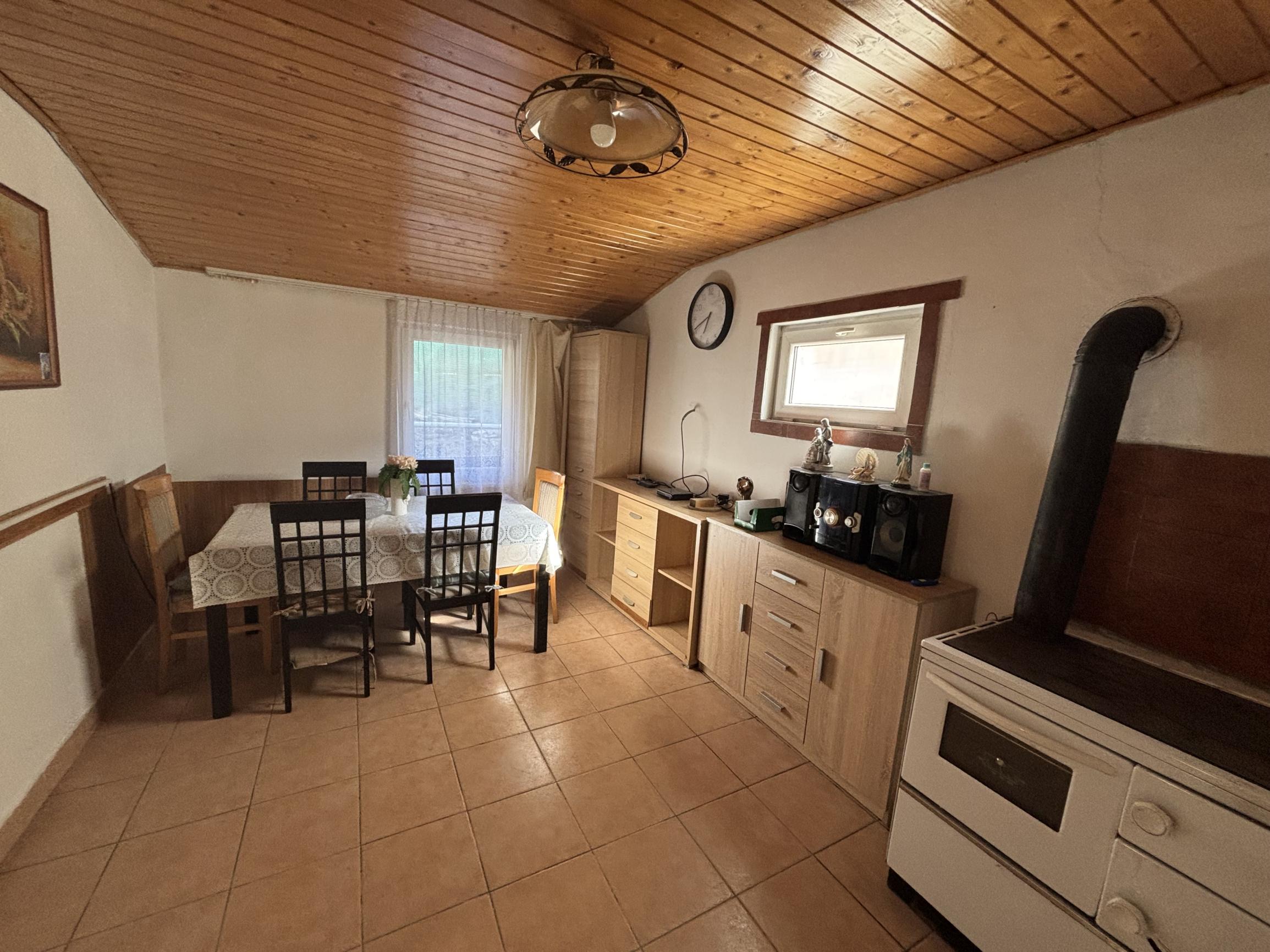 *Pripravujeme* 2-izbový rodinný domček na Banke